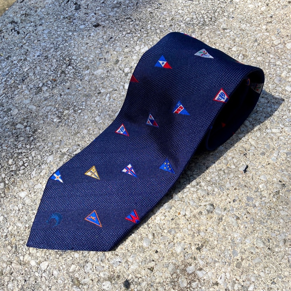 Vintage Limited Edition Embroidered Louis Vuitton LV Cup 2000 Flag Tie 100% Silk